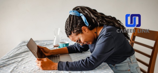 Online ပေါ်က ‘scammer’ တွေကို ဘယ်လိုရှောင်မလဲ ?